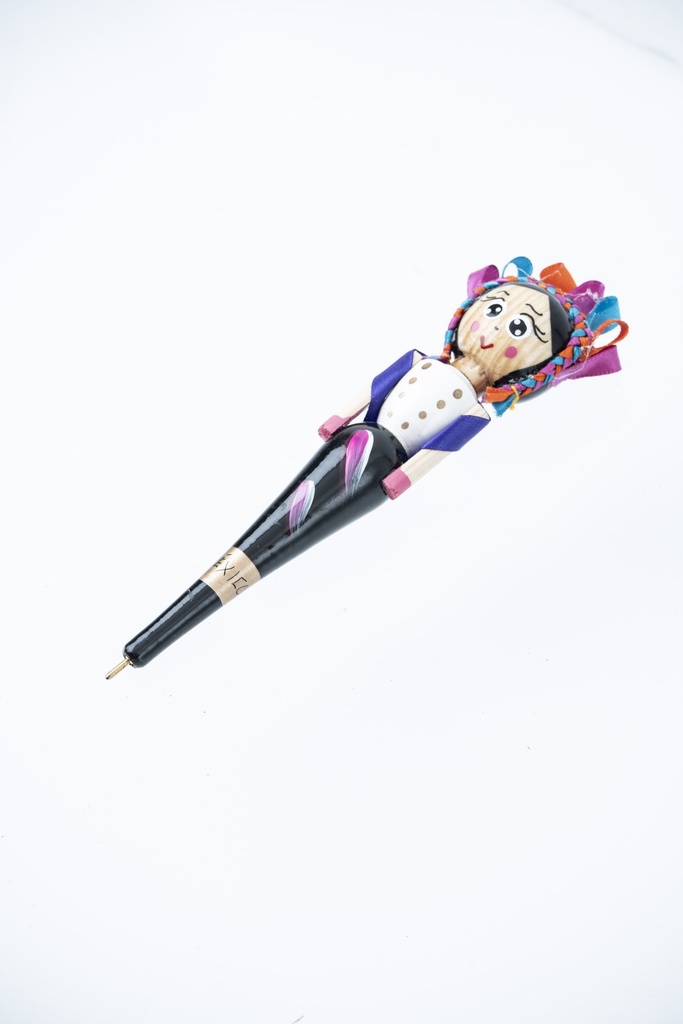 PLUMA MUJER DE MADERA