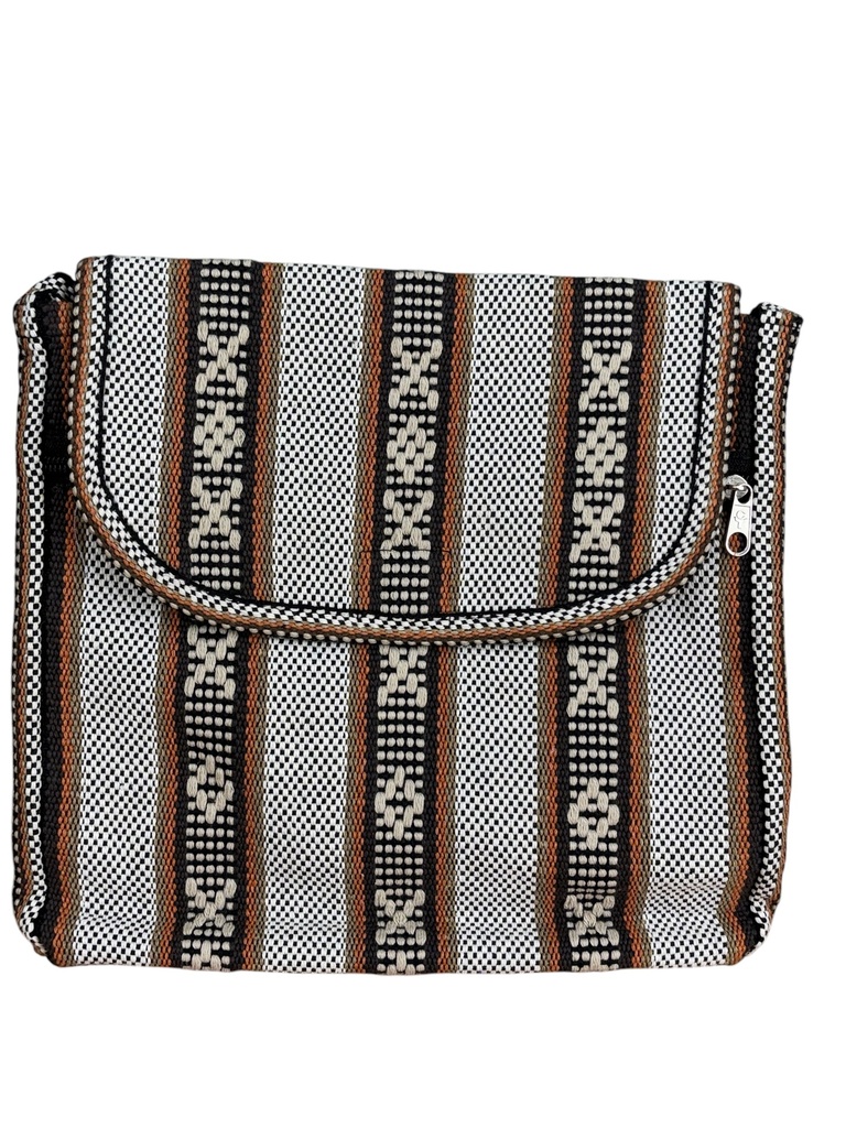 BOLSA CON CORREA CON TAPA