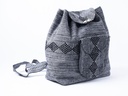 BOLSA TIPO MOCHILA ESCOLAR ROMBOS