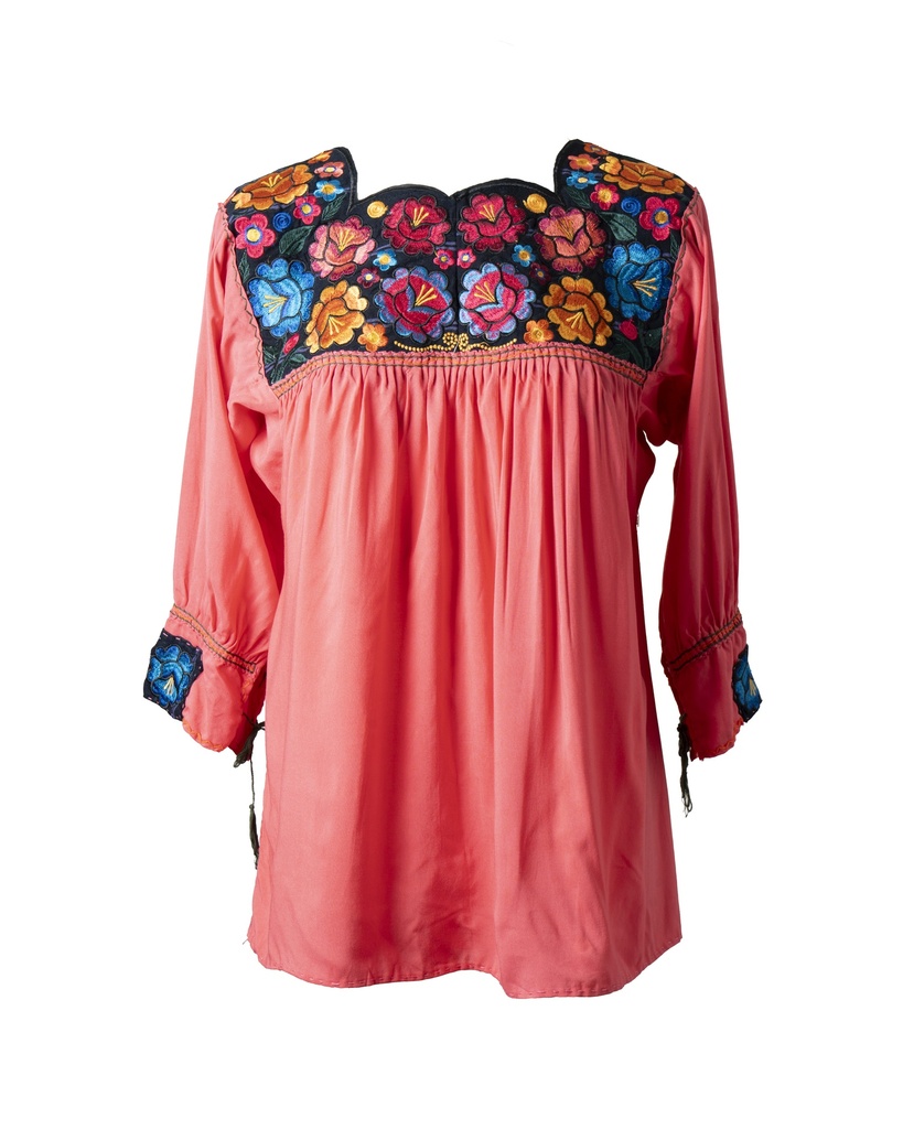 BLUSA BORDADO FLORES CUELLO ONDAS