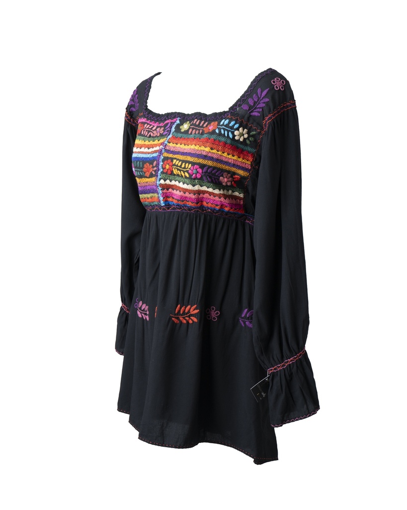 BLUSA NEGRA BORDADO LÍNEAS Y FLORES COLORES