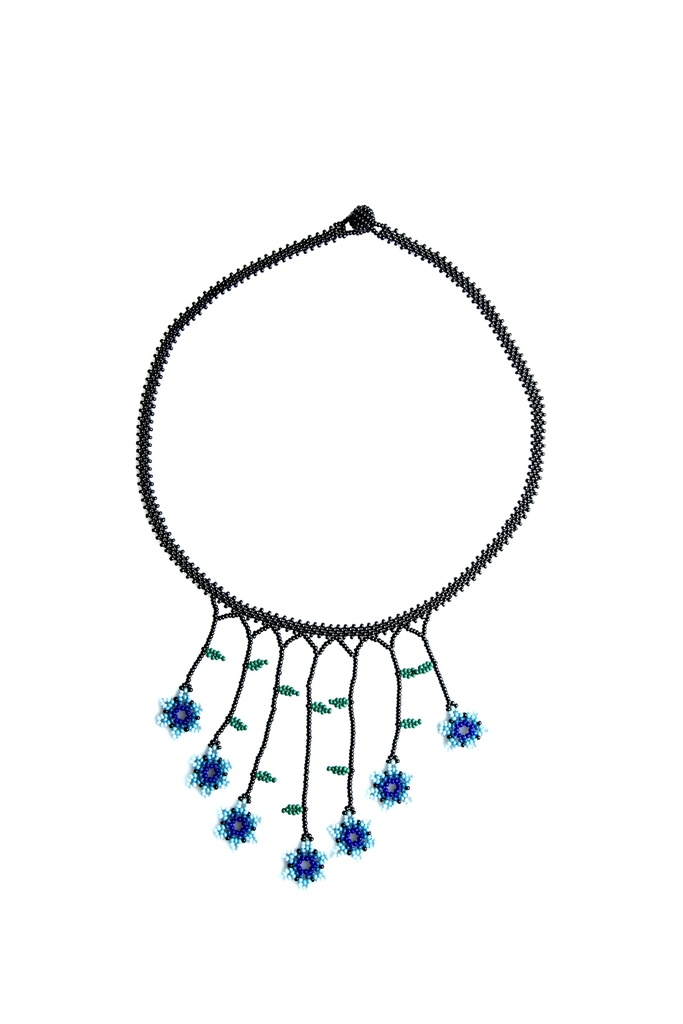 GARGANTILLA CON FLORES CHAQUIRA