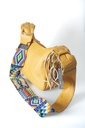 BOLSA MOSTAZA CON CORREA BORDADA HUICHOL