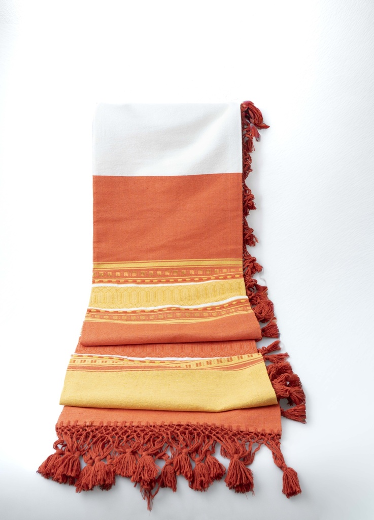 COLCHA TEJIDA TELAR CON FLECOS