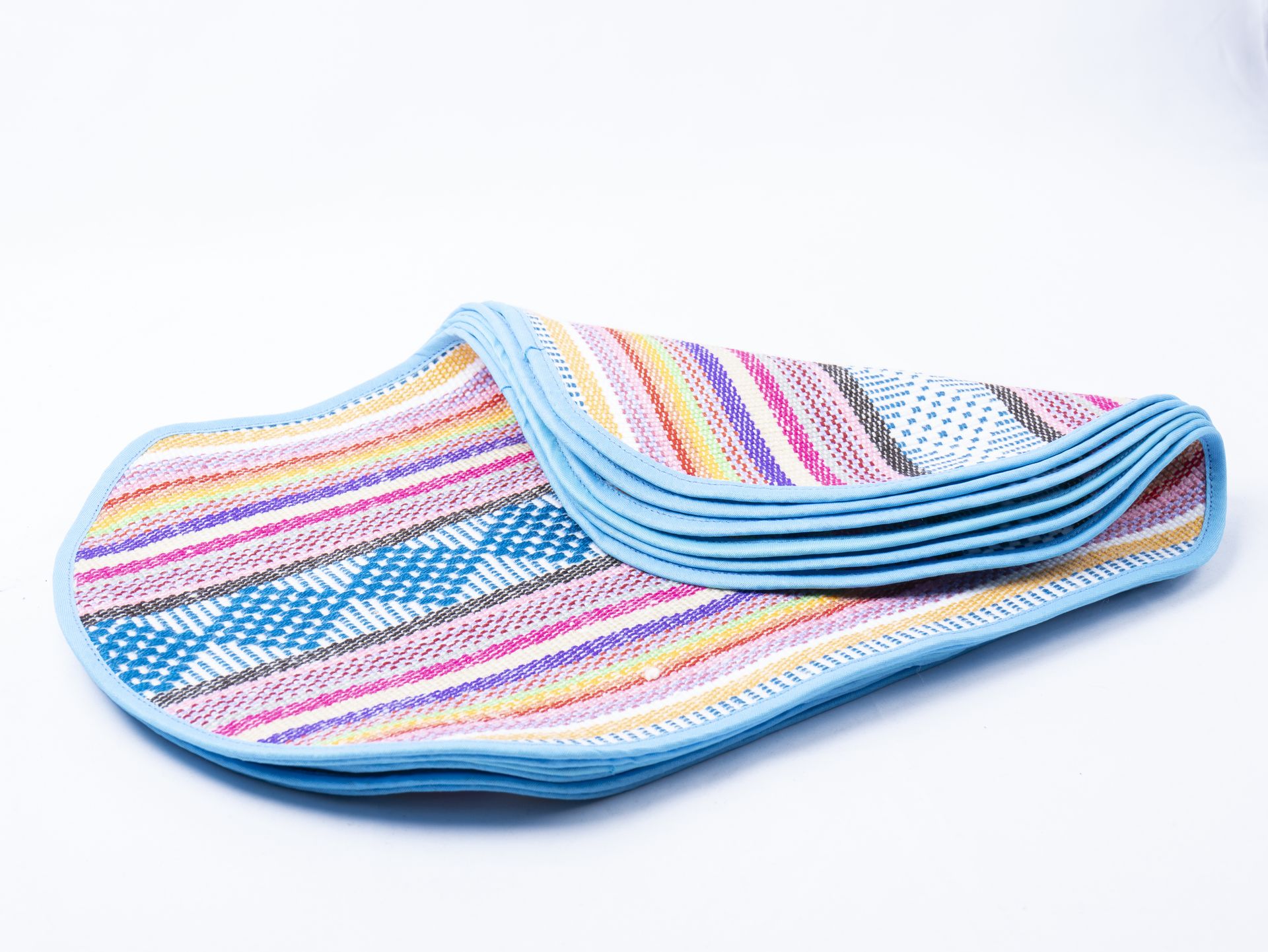 MET04-001: MANTEL AZUL