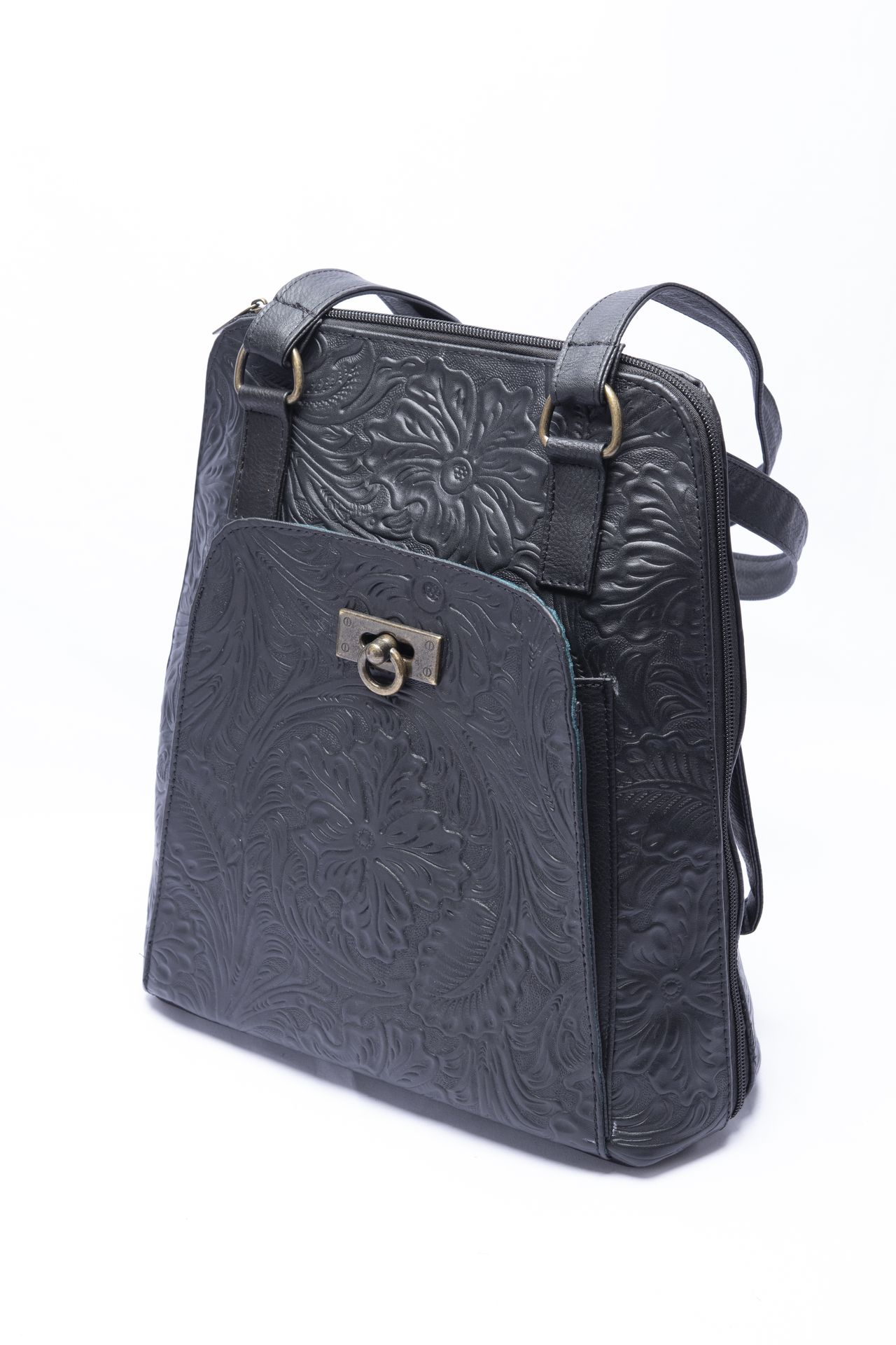 MET03-014: MOCHILA NEGRO